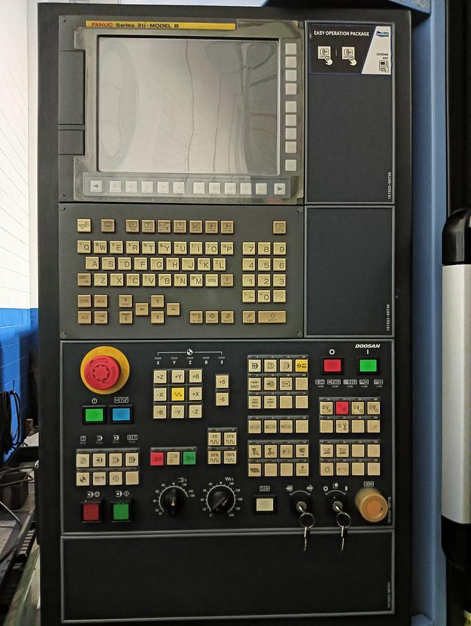 Used 2017 DOOSAN HORIZONTAL CENTER mod.NHM 8000