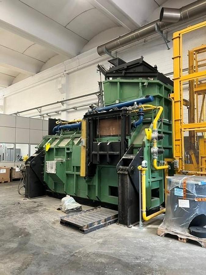 Used 2003 Botta FTA 40-15, Aluminium Melting Furnace