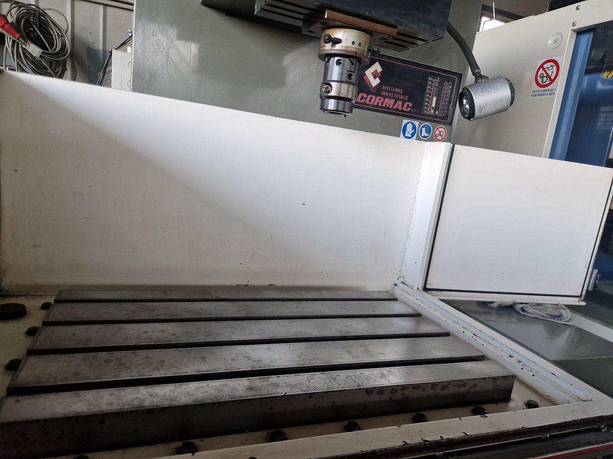 Usado Electroerosión por plomo Cormac Magma 2