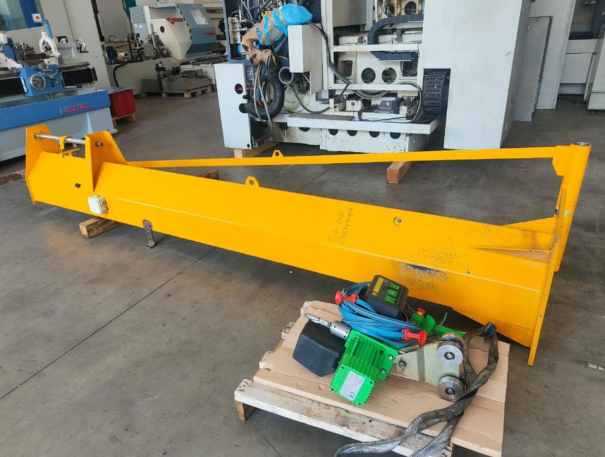 Used 2007 FLAGPOLE MLED CRANE Elephant mod. ELEPHANT