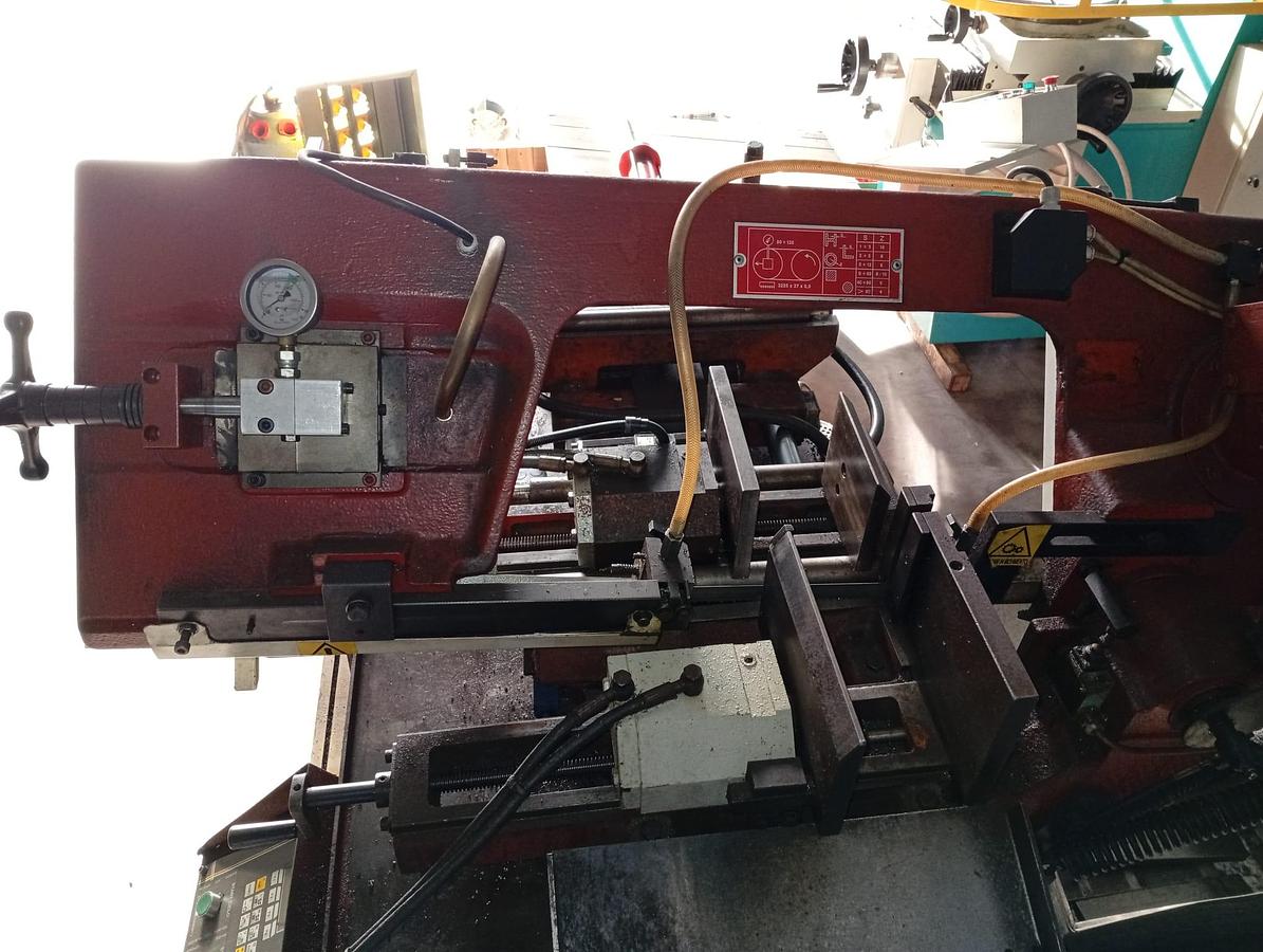 Used 2002 RAIM mod.22AT2 band saw