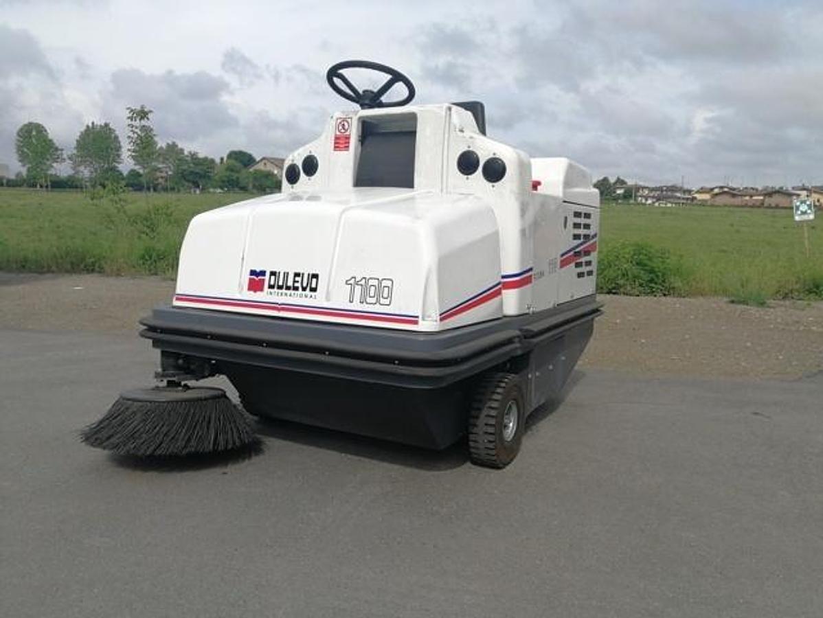Used 2020 INDUSTRIAL FLOOR SCRUBBER DULEVO 1100 EH