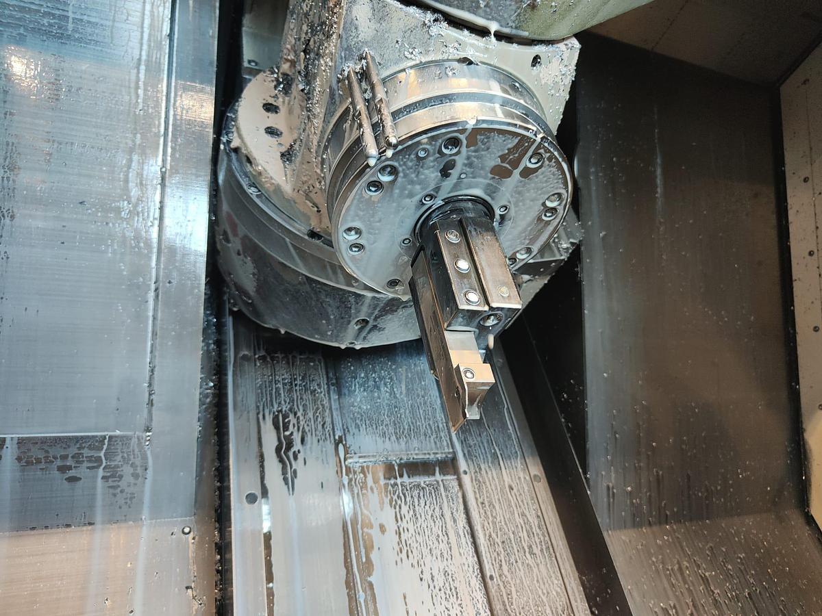 Used 2008 MAZAK lathe mod.INTEGREX 200-4S