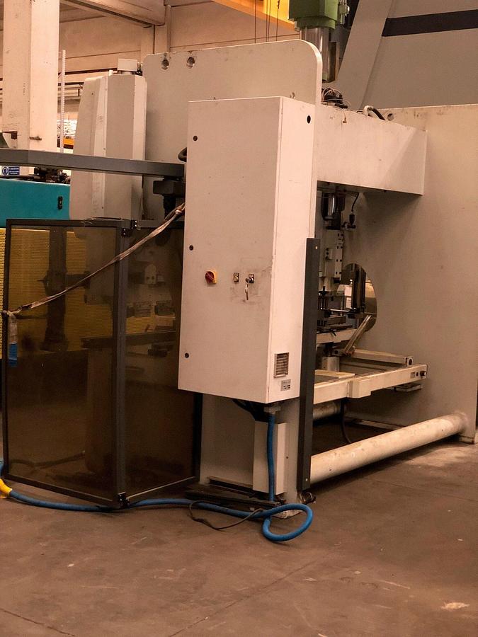 Used WARCOM HYDRAULIC PRESS BRAKE MOD. UNICA 100\30