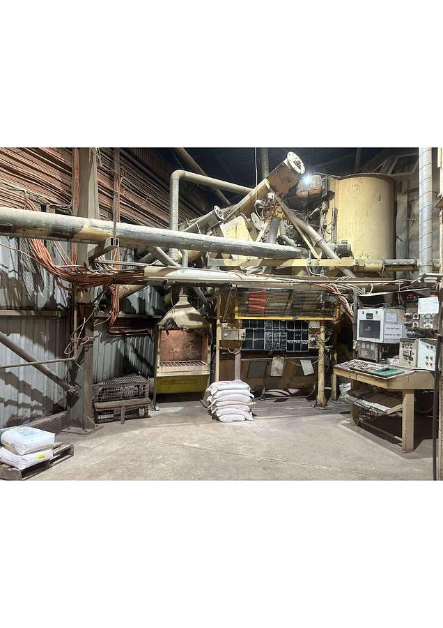 Used Complete dry petfood manufacturing plant