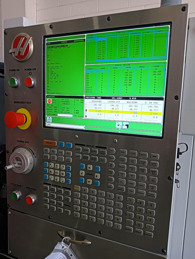 Used 2017 HAAS CNC lathe mod.ST 35 Y