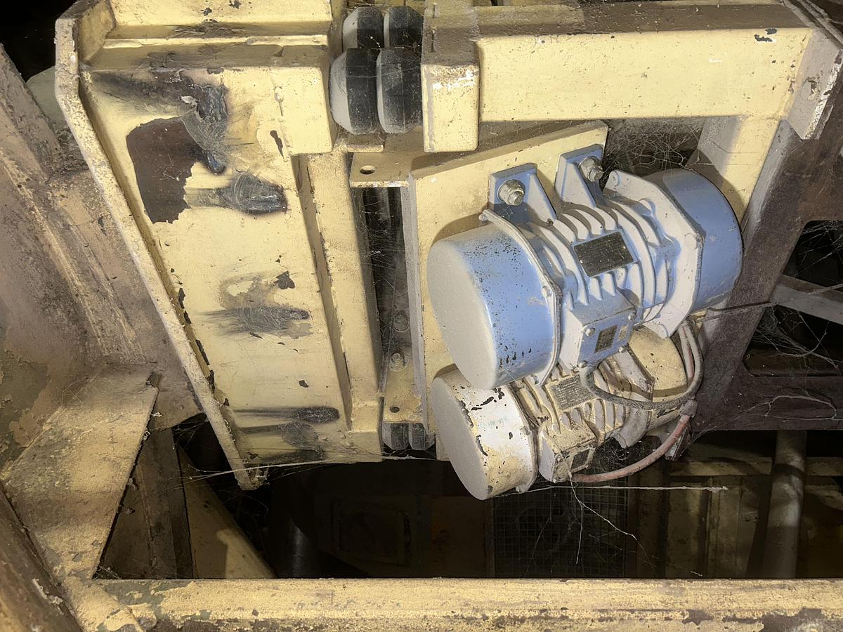 Used Complete dry petfood manufacturing plant