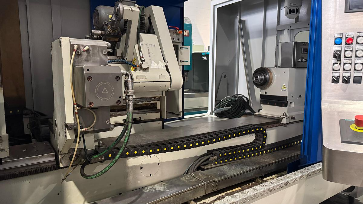 Usato 2018 RETTIFICATRICE AZ mod.RUX1800