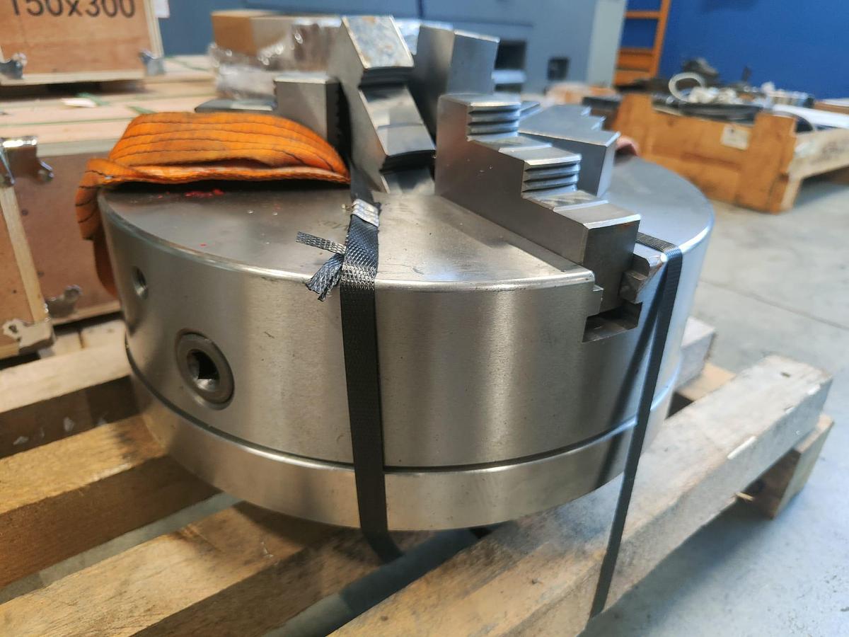 Used MANUAL SELF-CENTERING