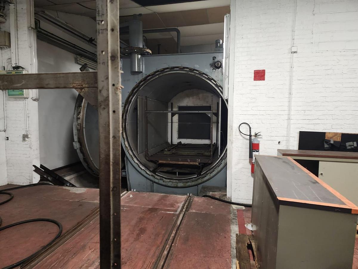 Used 2006 SCHOLZ 2600/6000 Glass Autoclave