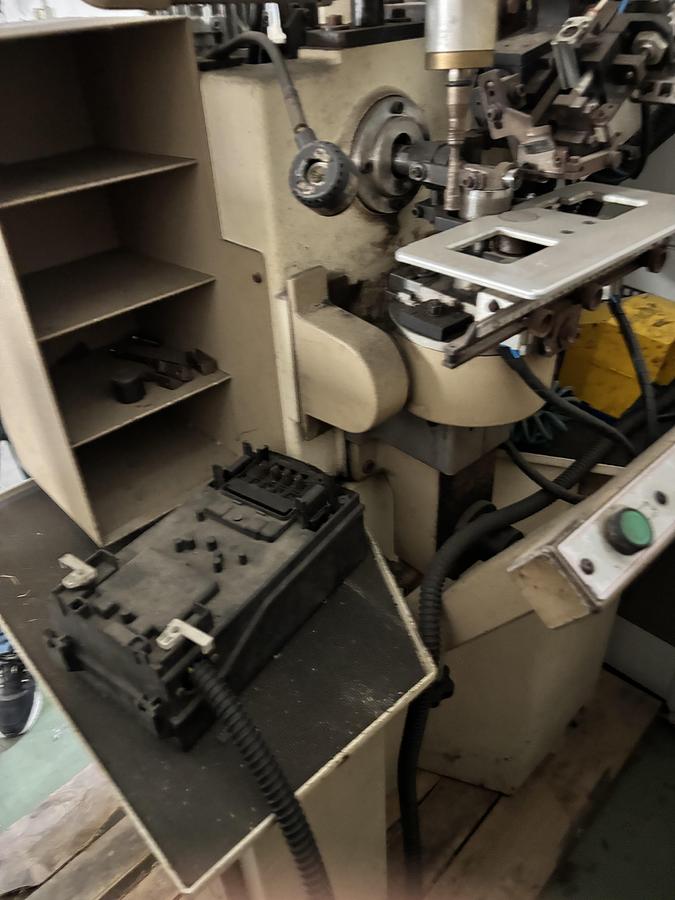 Used 1995 Benazzato AG 3T VARIO-AUT - Automatic Milling/Routing Machine
