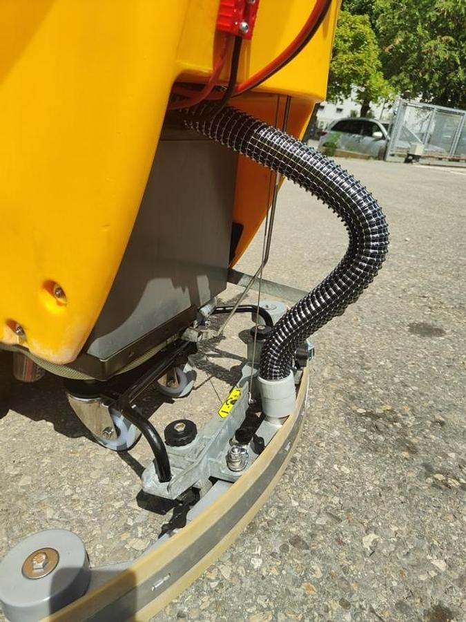 Refurbished 2019 INDUSTRIAL FLOOR SCRUBBER REVISITED RUBY 48 BL