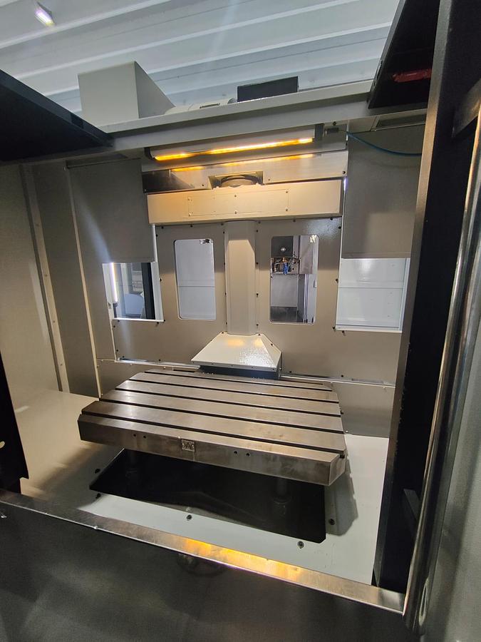 Used 2011 SEIKITECH ISO 50 ONE-10 PALLET CHANGE MACHINING CENTER
