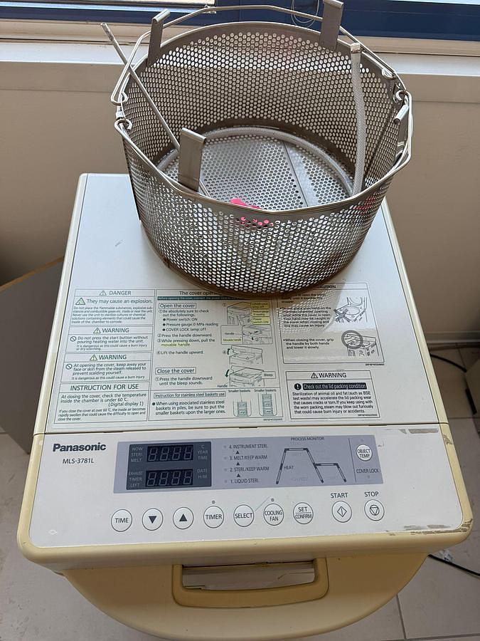 Usato 2014 PANASONIC AUTOCLAVE - MLS-3781L