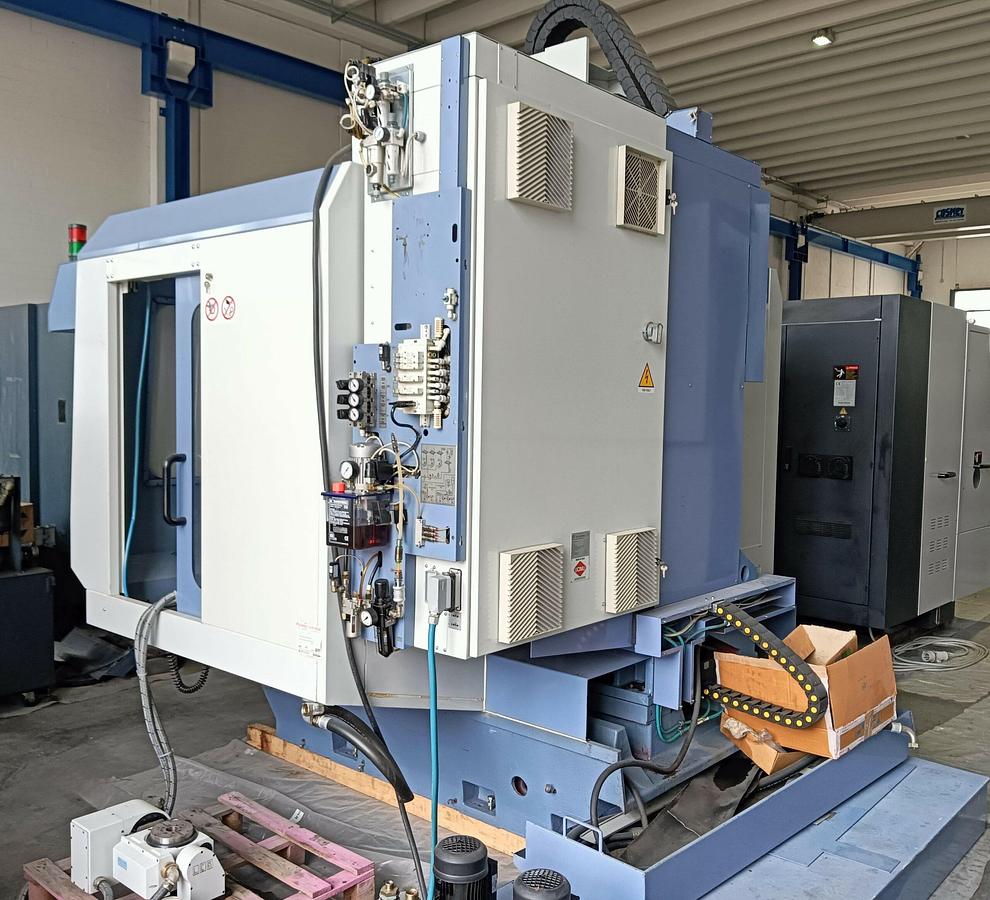 D'occasion Centre vertical FAMUP 2002, modèle MCL 120E