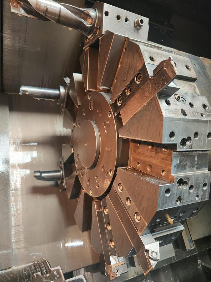 Used 2007 DOOSAN LATHE mod. PUMA 400 A