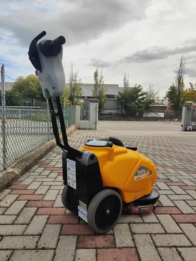 Refurbished AGILE FLOOR CLEANER REFURBISHED BABY