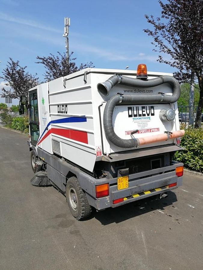 Refurbished DULEVO 200 QUATTRO STREET SWEEPER RECONDITIONED