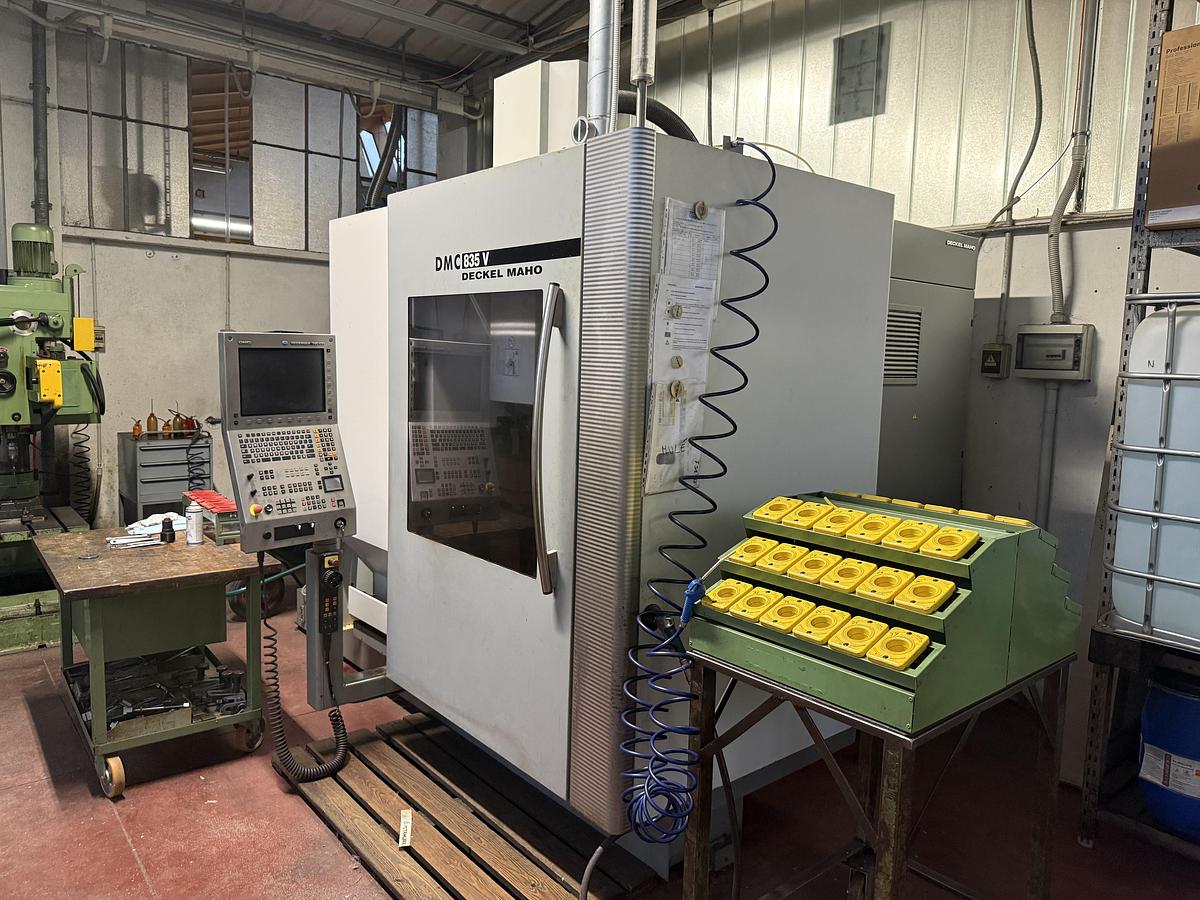 Used 2019 DECKEL MAHO DMC 835 V Vertical CNC Machining Center - HEIDENHAIN TNC 530 