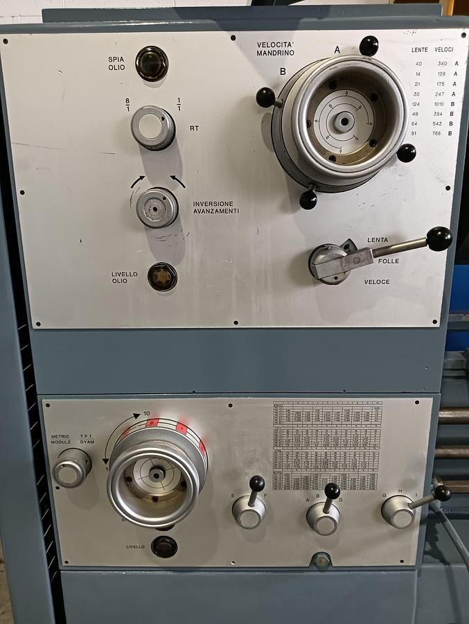 Used CLOVIS MERLI PARALLEL LATHE