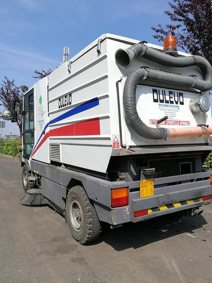 Refurbished DULEVO 200 QUATTRO STREET SWEEPER RECONDITIONED