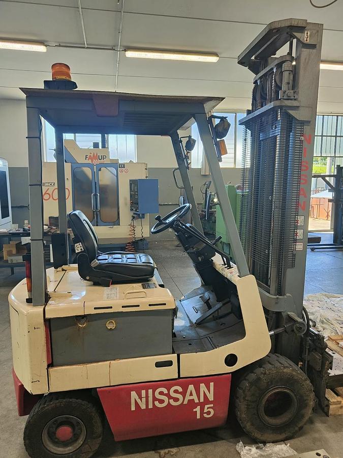Used CARRETILLA ELEVADORA NISSAN 15
