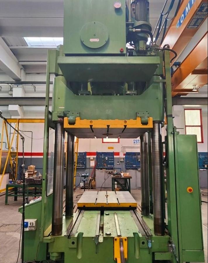 Gebraucht 1999 REIS FORMENPRÜFPRESSE Mod. TUS 130-100