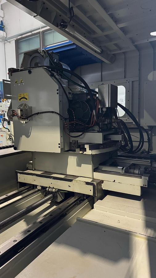 Usato 2018 RETTIFICATRICE AZ mod.RUX1800