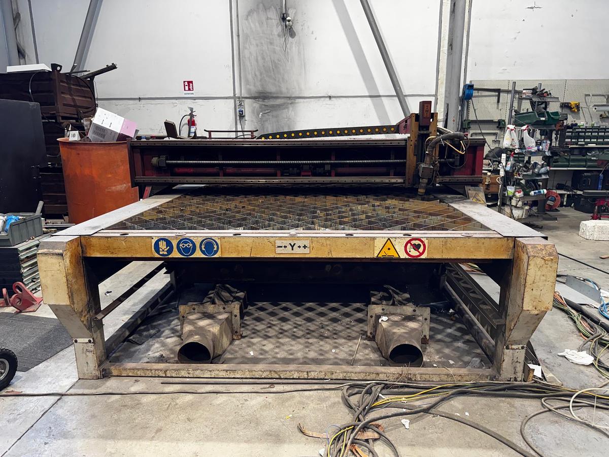Used 2006 Schiavi Quasar 4000x2000 CNC Plasma Cutting Machine