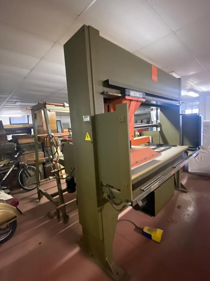 Used ATOM HS 520/7 25T Bridge Die Cutting Press