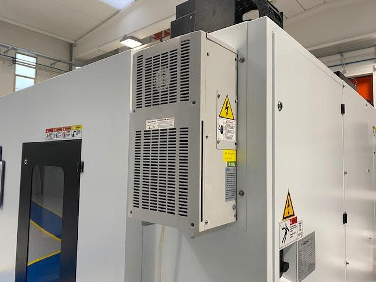 VERTICAL MACHINING CENTER BRAND PRIMINER CNC FANUC MOD. V11 L - 10 K (NEW)