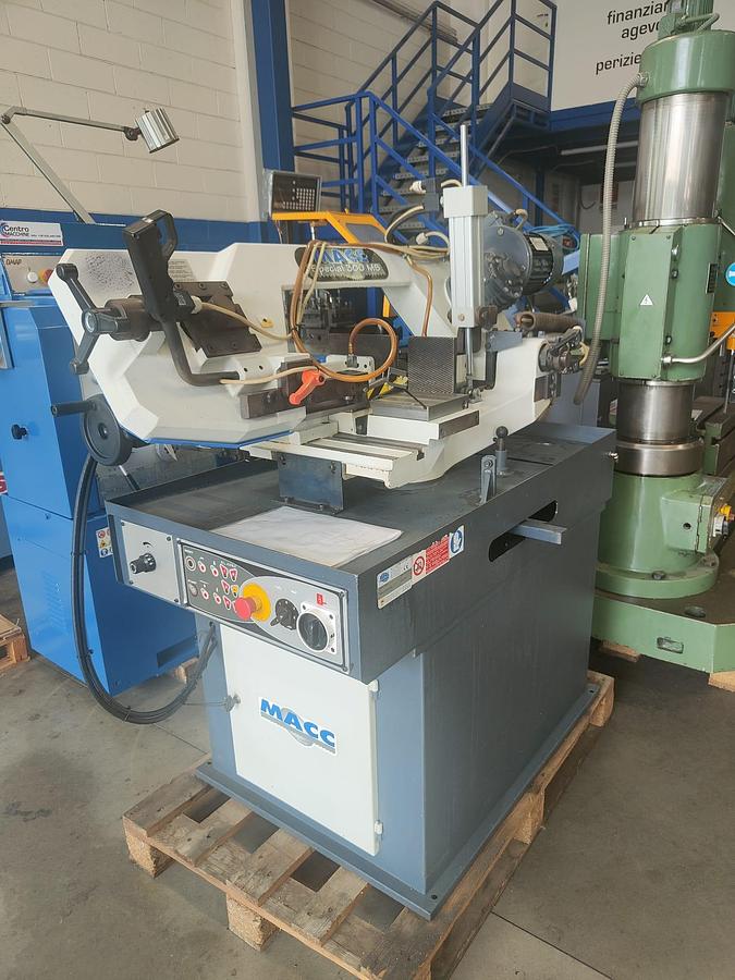 Used 2007 MACC SAWING MACHINE mod. SPECIAL 300 SI