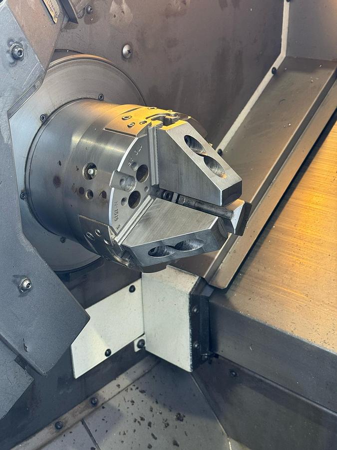 Used 1998 OKUMA CNC lathe mod.LCS-15E