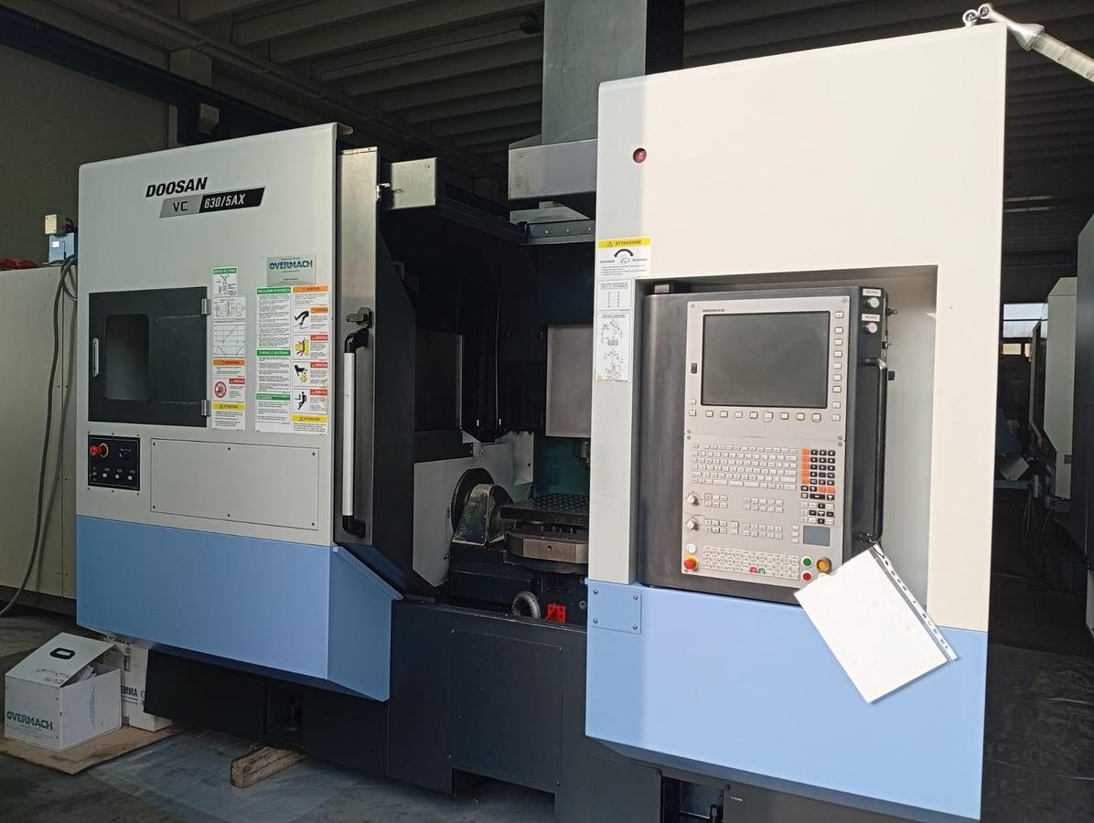 Used DOOSAN VERTICAL CENTER Mod. VC 630/5AX