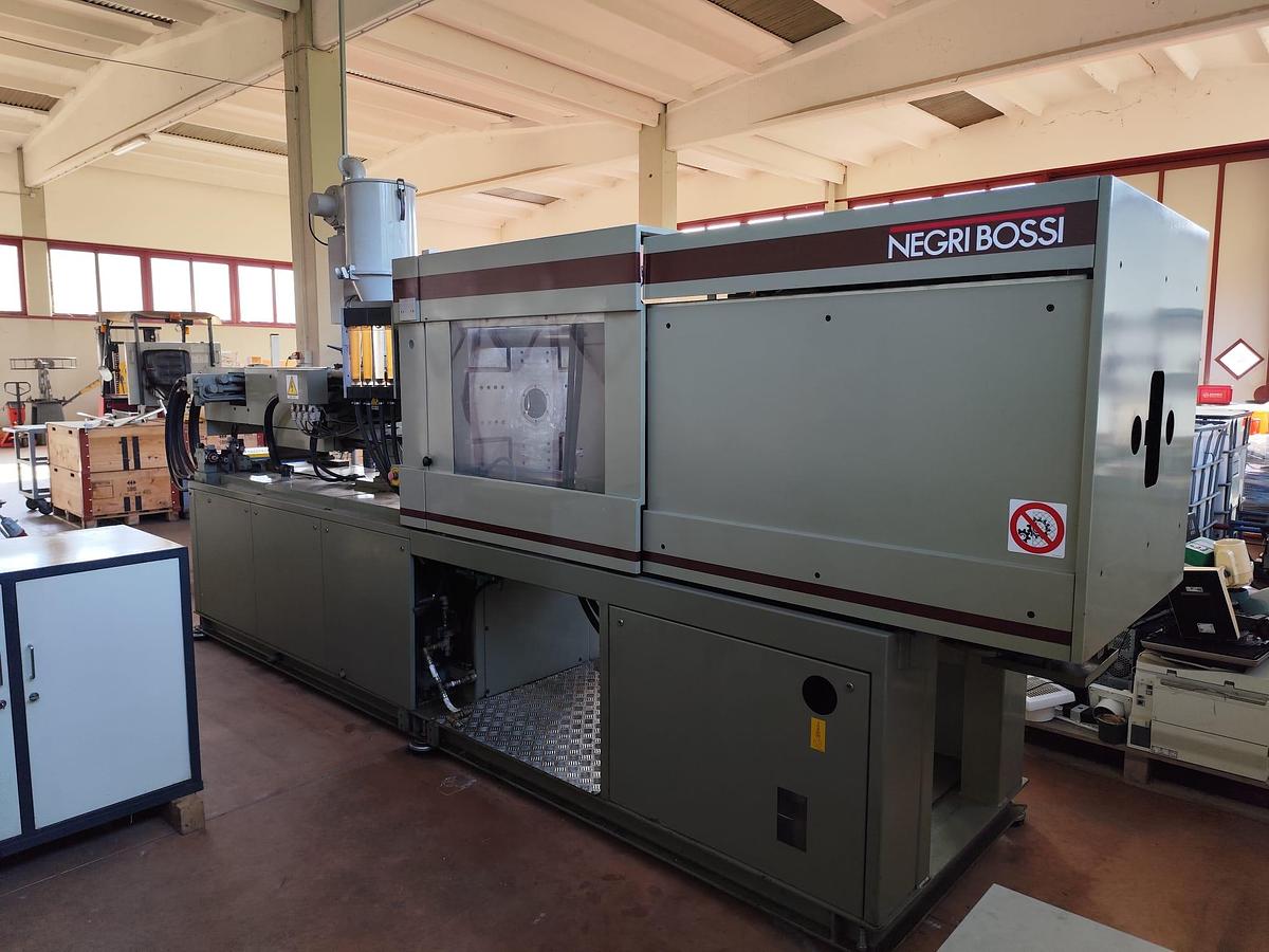 Used 1997 NEGRI BOSSI INJECTION PRESS NB150