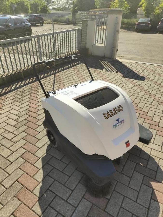 Refurbished 2017 DULEVO 74 WAVE SWEEPER REVISED