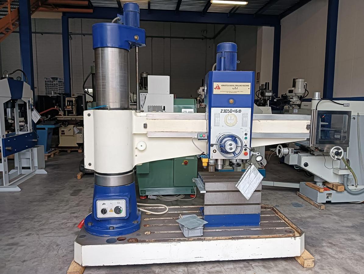 Used ADRATIC RADIAL DRILL ADRIATICA mod.Z3050X16 II