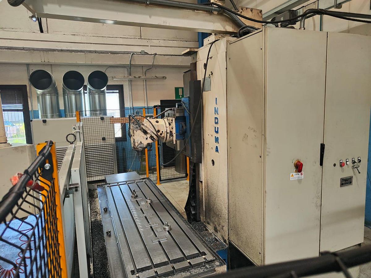Used INDUMA CNC MILLING MACHINE