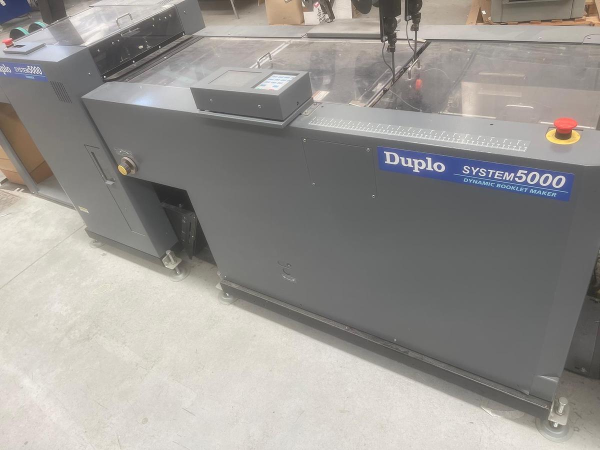 Used Duplo System 5000 Dynamic Booklet Maker – DSF-5000 Sheet Feeder, DSF-CF Cover Feeder & DBM-LS1