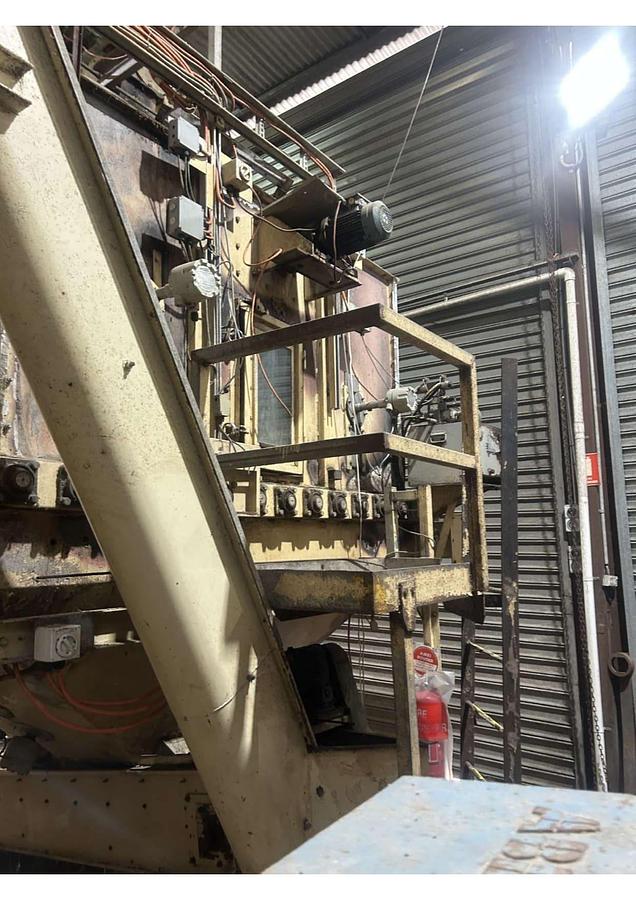 Used Complete dry petfood manufacturing plant