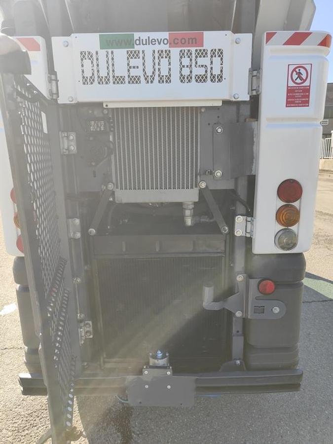 Refurbished A RECONDITIONED ROAD SWEEPING MACHINE ASPIRATOR