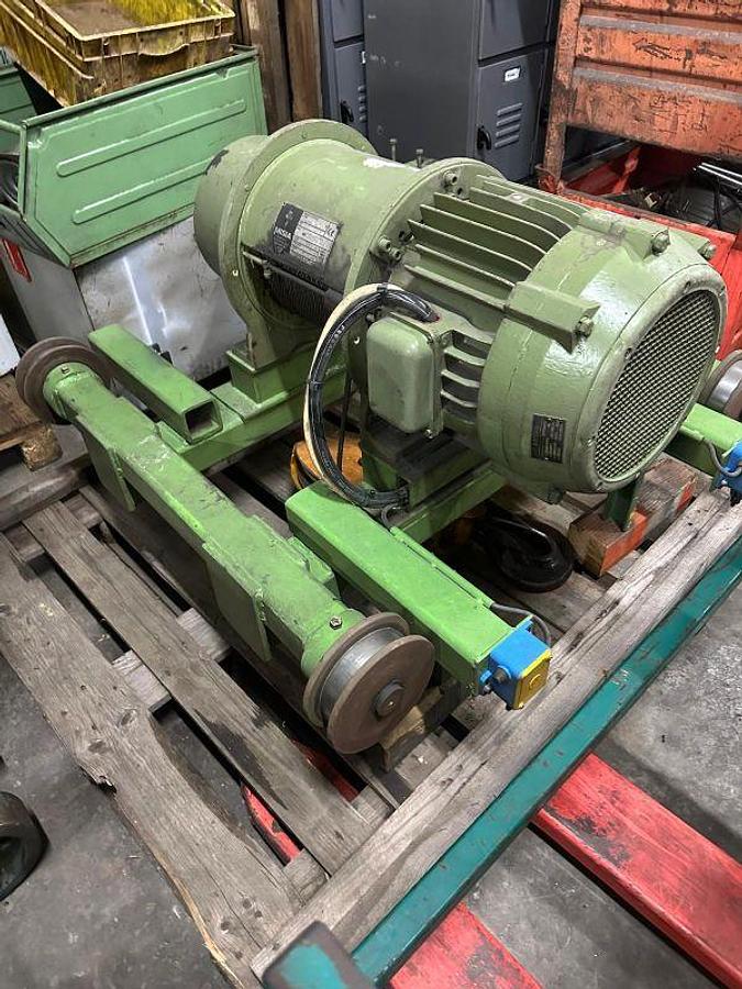 Used 2008 Foroni & Mattioli 3.2 ton overhead crane