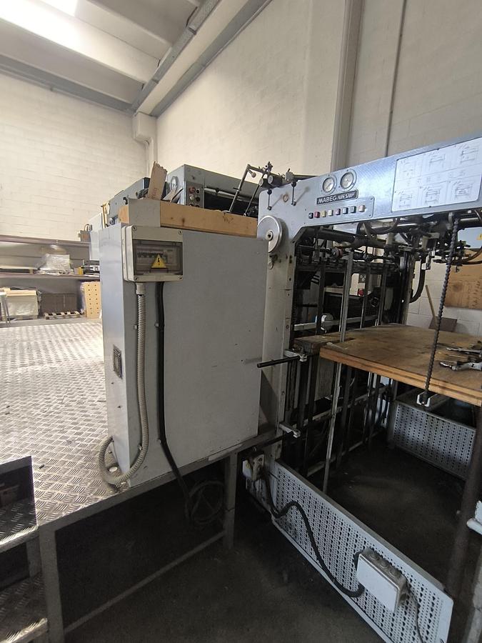 Used 1975 Wupa 4.1 Automatic Flatbed Die Cutter
