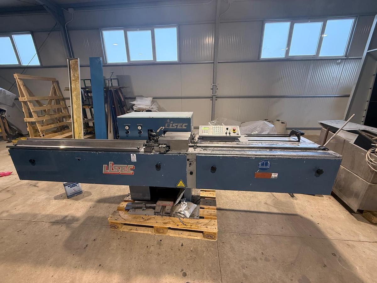 Used 2005 Butilatrice  Lisec 7,5 kg