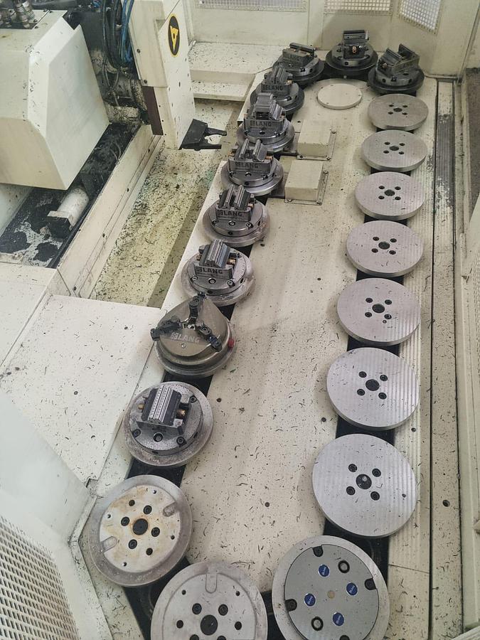 Used 2000 Kitamura Horizontal Machining Center mod. My Center H300