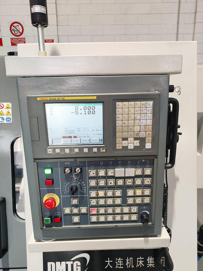 Used 2008 DMTG lathe mod. DL20 DP 1000