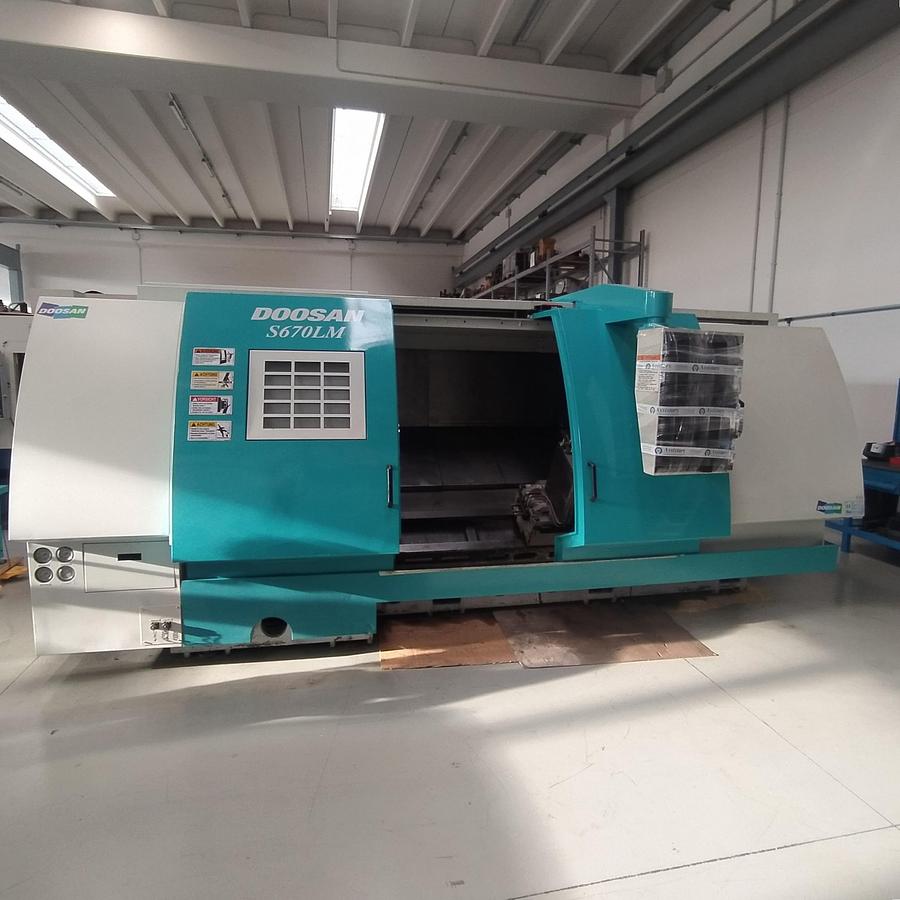 TOUR DOOSAN modèle S670LM 2005