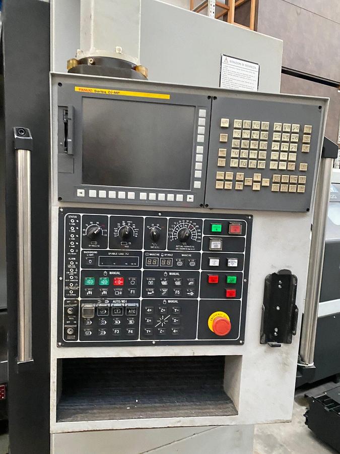 Used VERTICAL MACHINING CENTER WELE MOD CV 1060