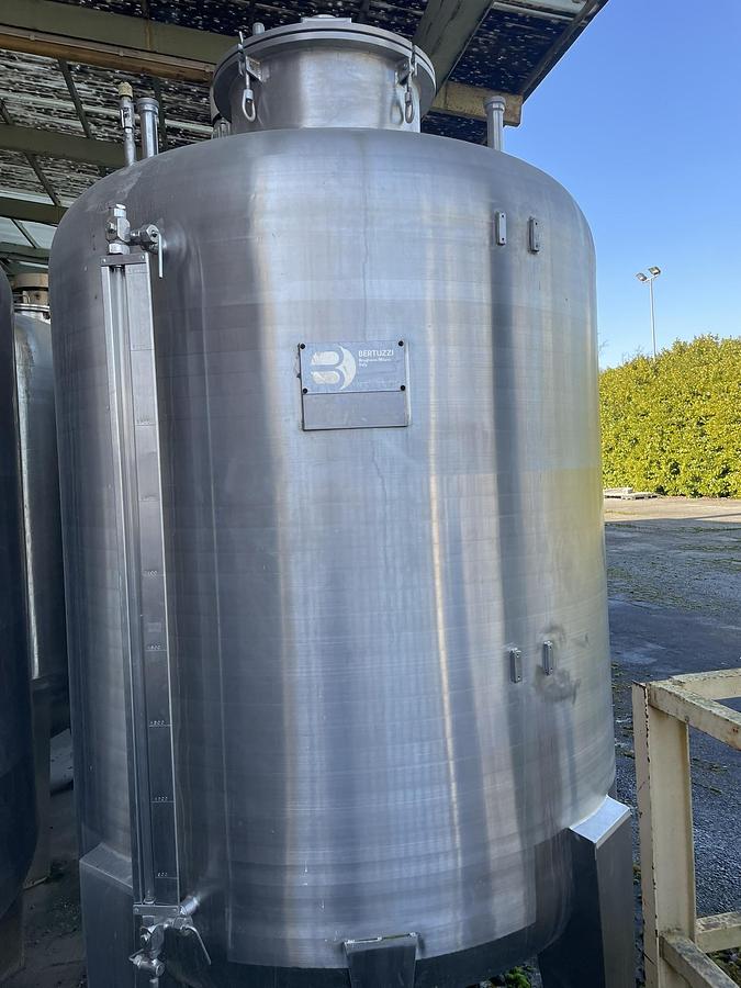 Used Bertuzzi Stainless Steel Tanks with Agitator – Complete Lot for Sale