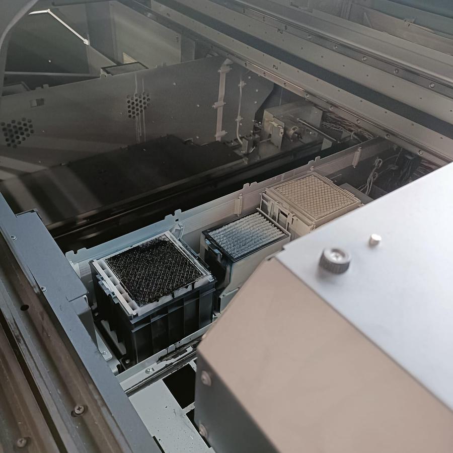 Used Epson SureColor SC-F2100 DTG Printer – Direct-to-Garment Textile Printing Machine